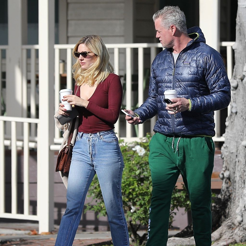 Eric Dane mit Begleitung beim Urth Caffe in Hollywood