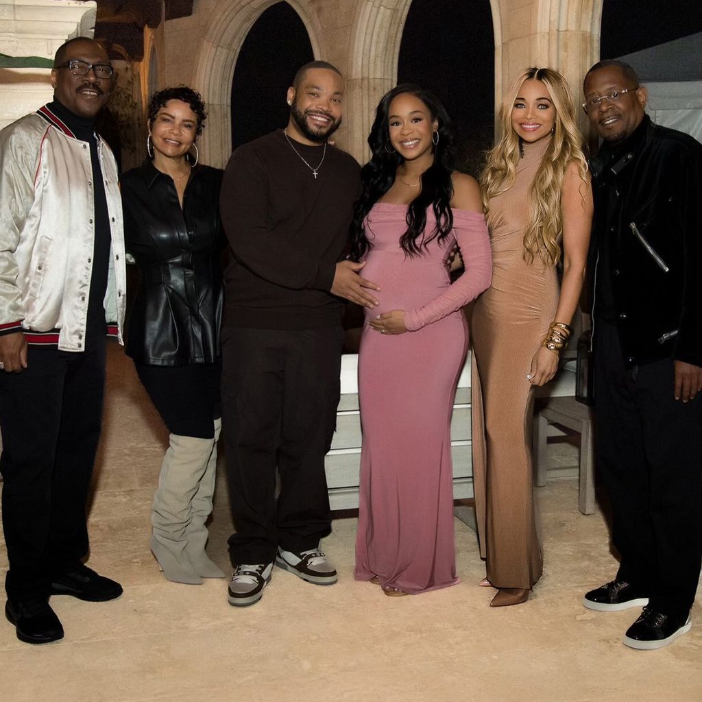 Eric Murphy und Jasmin Lawrence mit ihrer Familie, März 2026