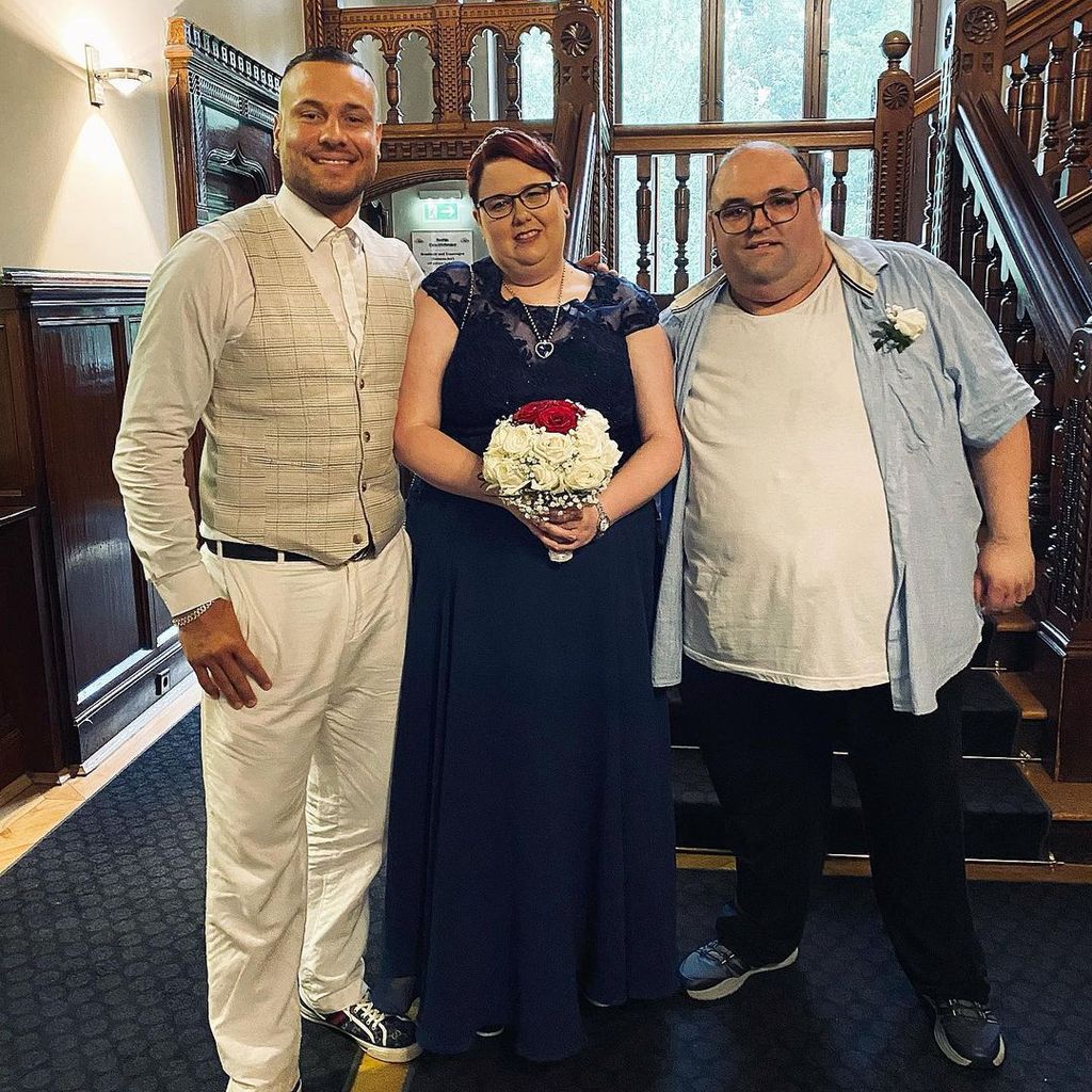 Annika und Ingo bei ihrer Hochzeit mit Eric Sindermann (l.) als Trauzeuge