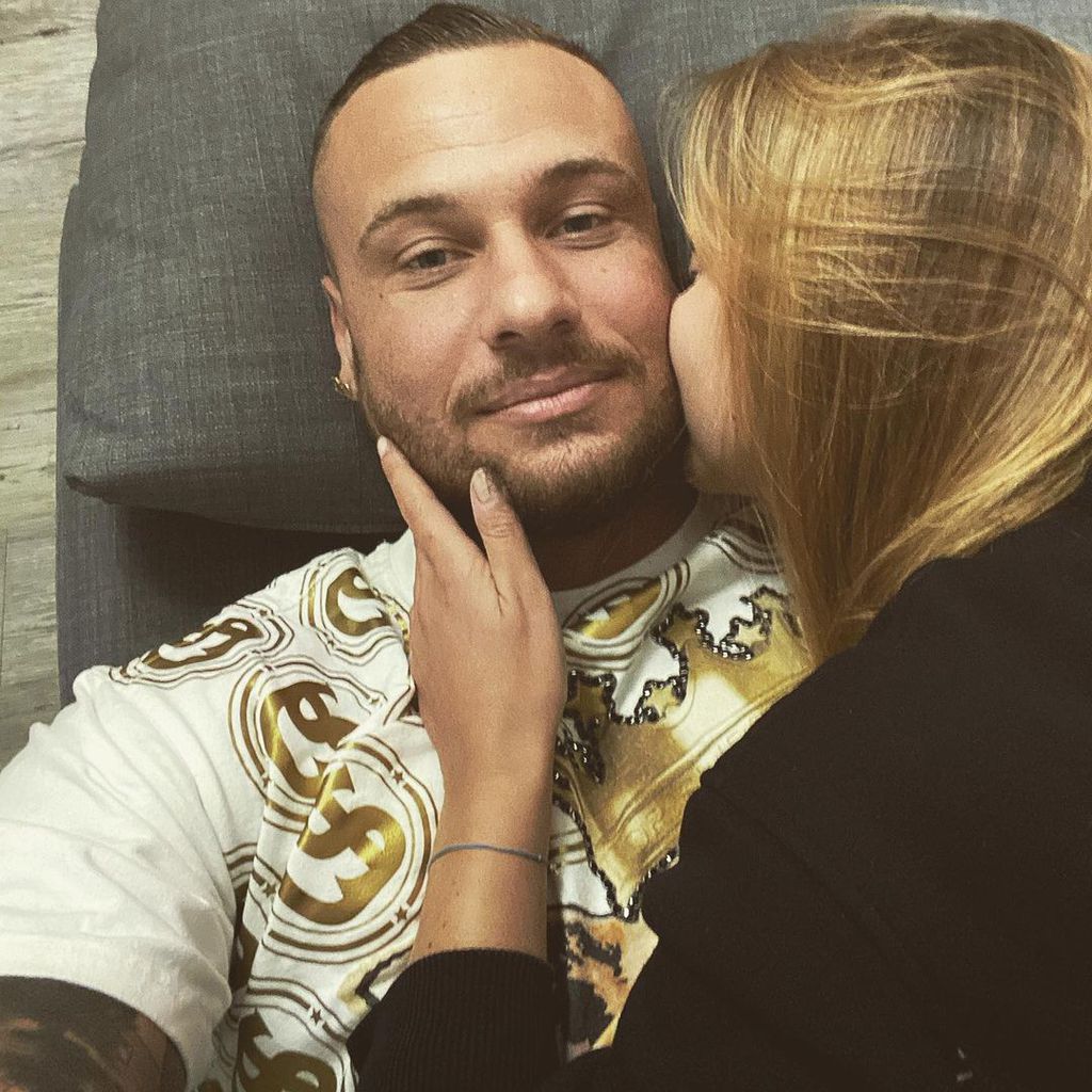 Eric Sindermann mit seiner Katha im November 2021