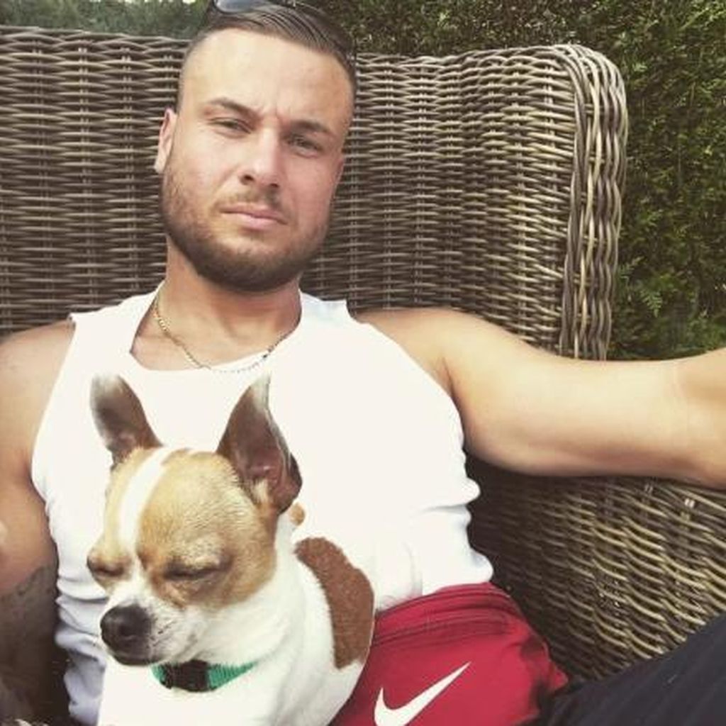 Eric Sindermann mit seinem Hund Balu
