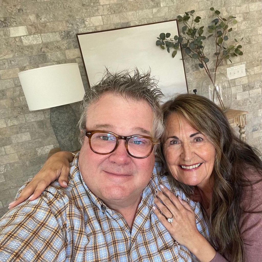 Schauspieler Eric Stonestreet mit seiner Verlobten Lindsay Schweitzer