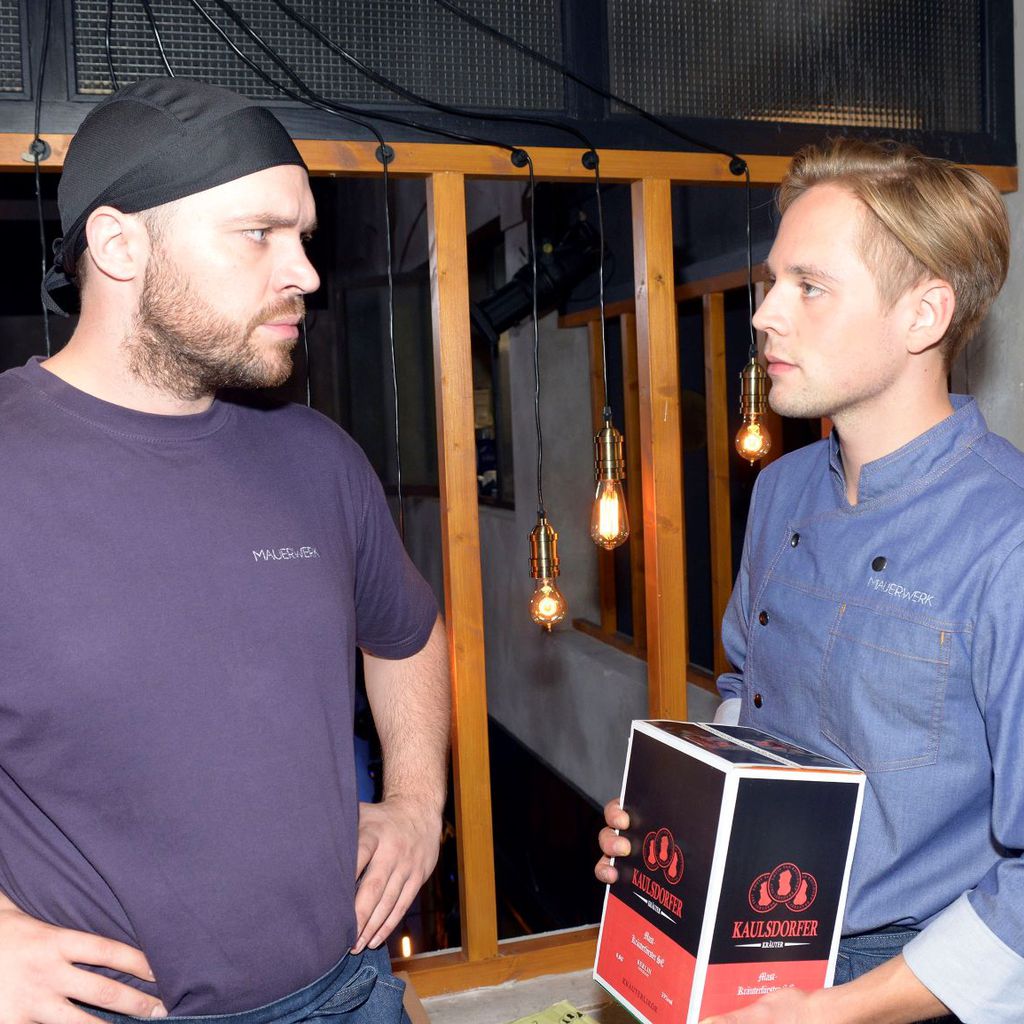 Erik Fritsche (Patrick Heinrich) und Lars Grabowski (Timon Ballenbeger)
