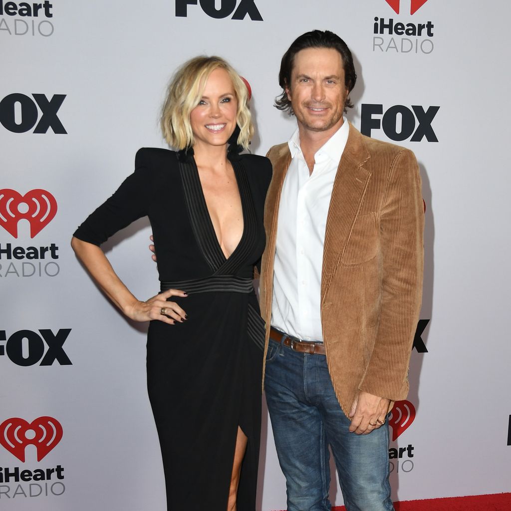 Oliver Hudson, Schauspieler, mit seiner Frau Erinn Bartlett