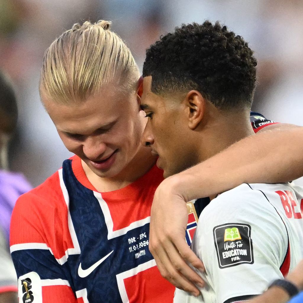 Erling Haaland gratuliert Jude Bellingham nach dem WM-Viertelfinale 2026 in Miami