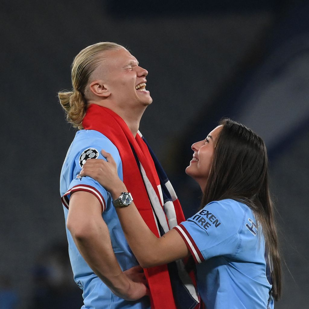 Erling Haaland mit seiner Partnerin Isabel im Juni 2023