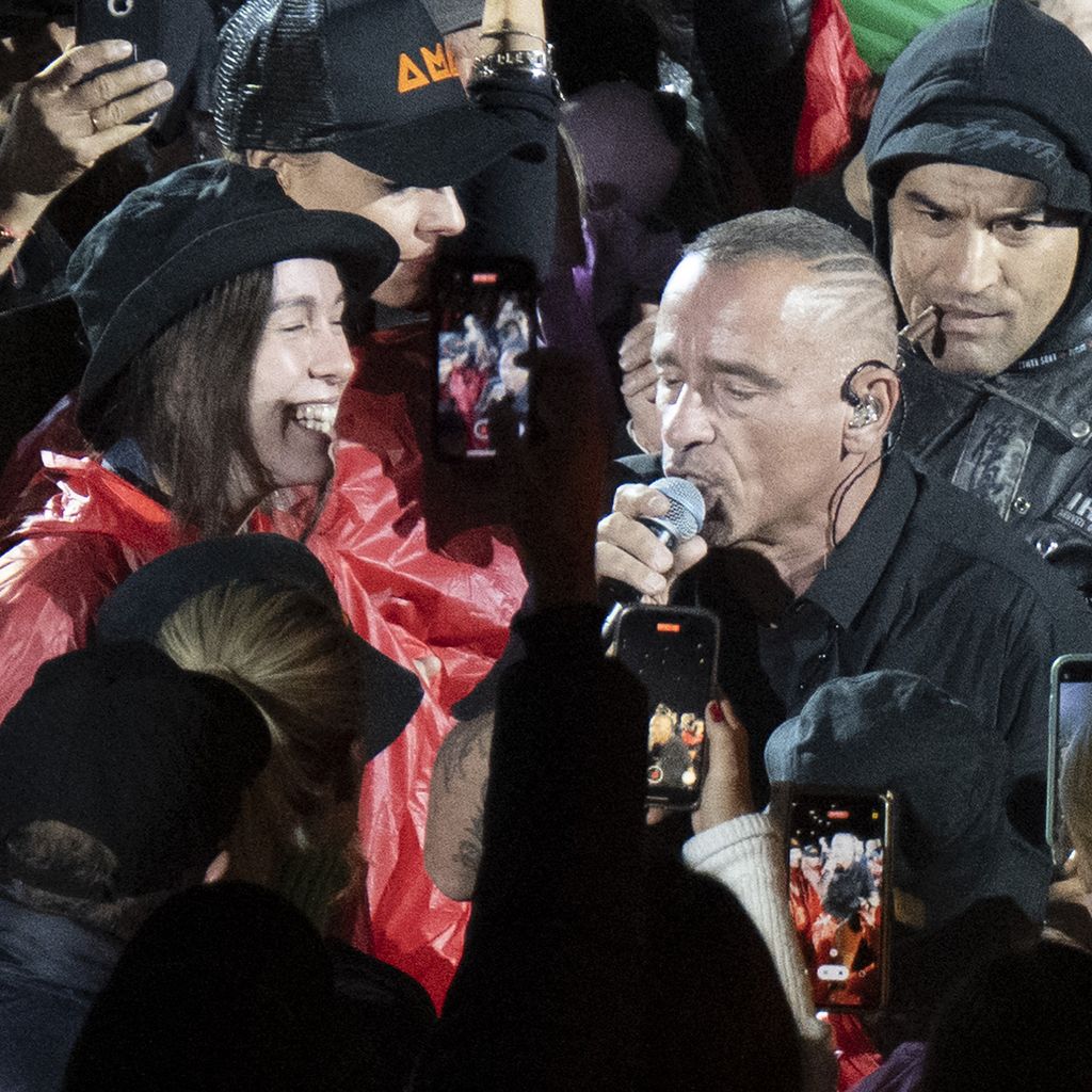 Aurora und Eros Ramazzotti auf einem seiner Konzerte im September 2022