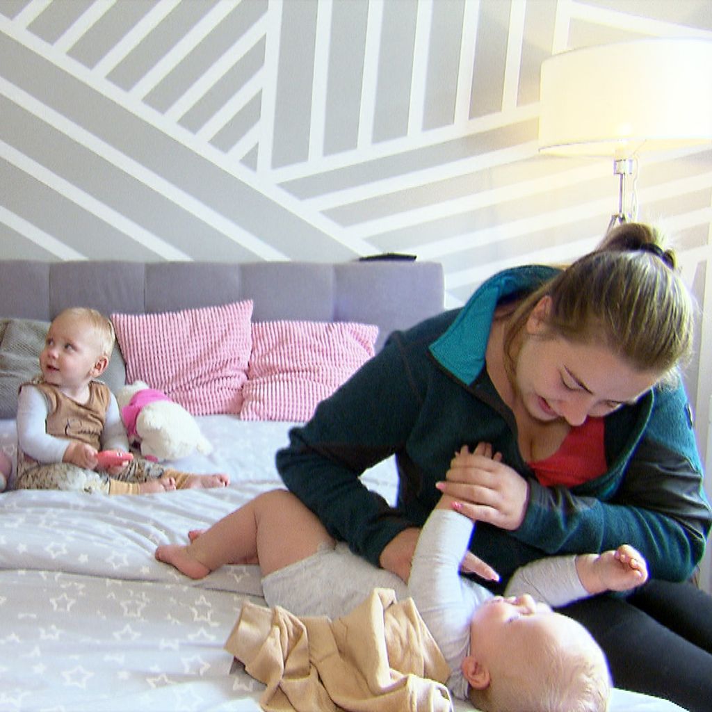 Estefania und Sarafina Wollny mit den Zwillingen Emory und Casey