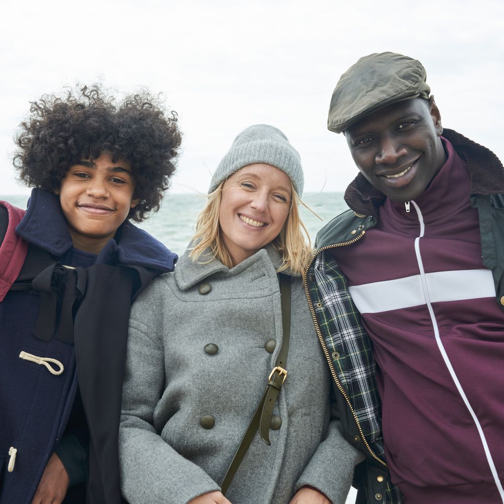 Etan Simon, Ludivine Sagnier und Omar Sy in "Lupin"