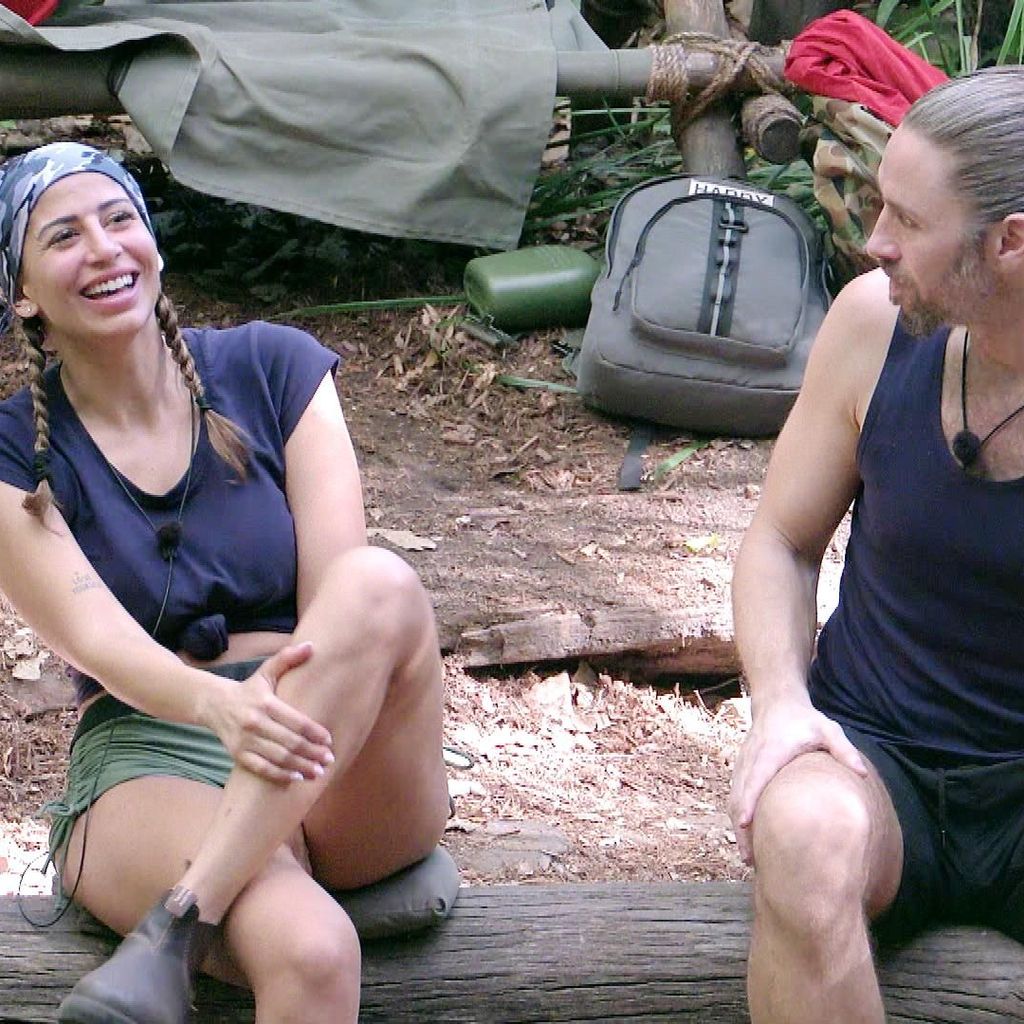 Eva Benetatou und Gil Ofarim im Dschungelcamp 2026