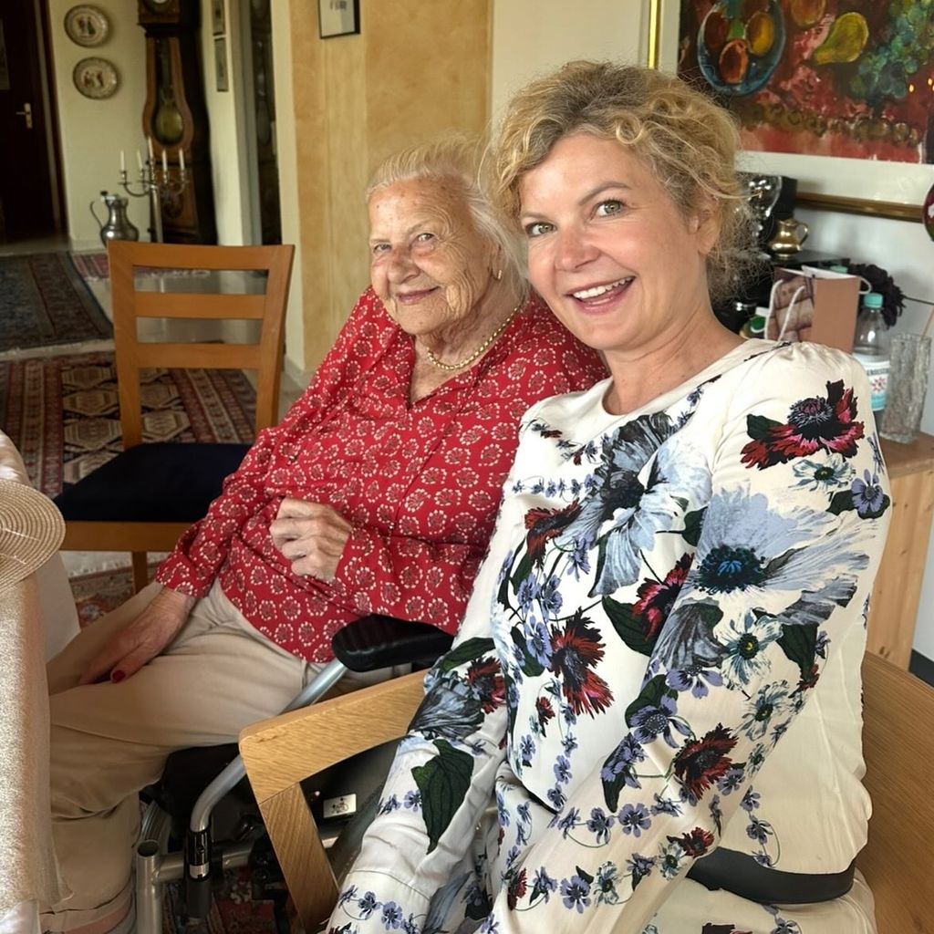Moderatorin Eva Imhof mit ihrer Mama Ellen Schulz