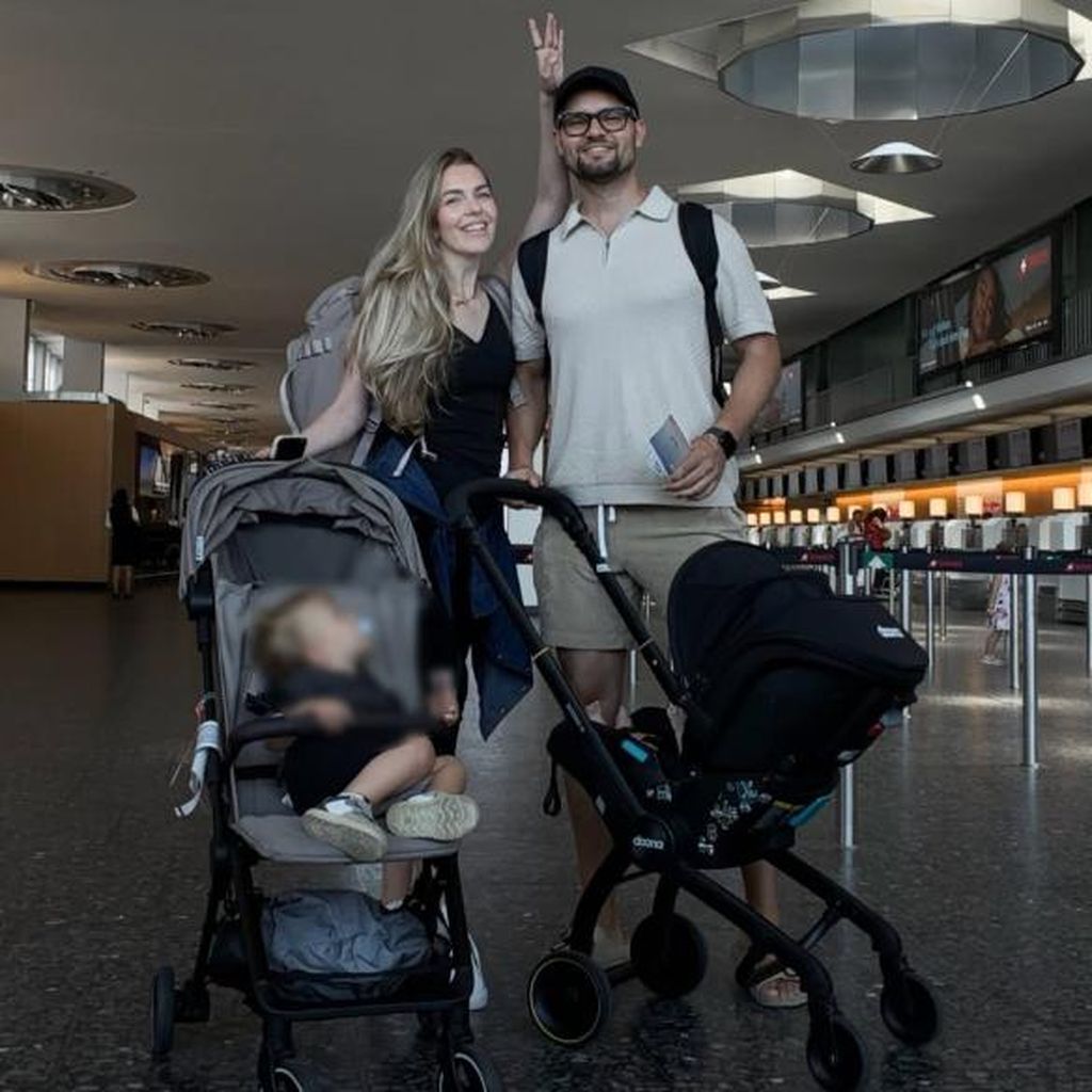 Eva und Daniel Lott mit ihren Kindern Mavie und Leo, August 2026