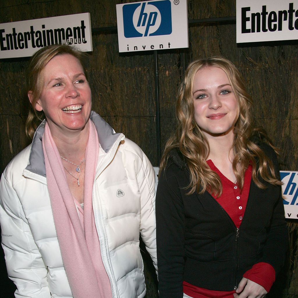 Evan Rachel Wood (r.) mit ihrer Mutter Sara Lynn More