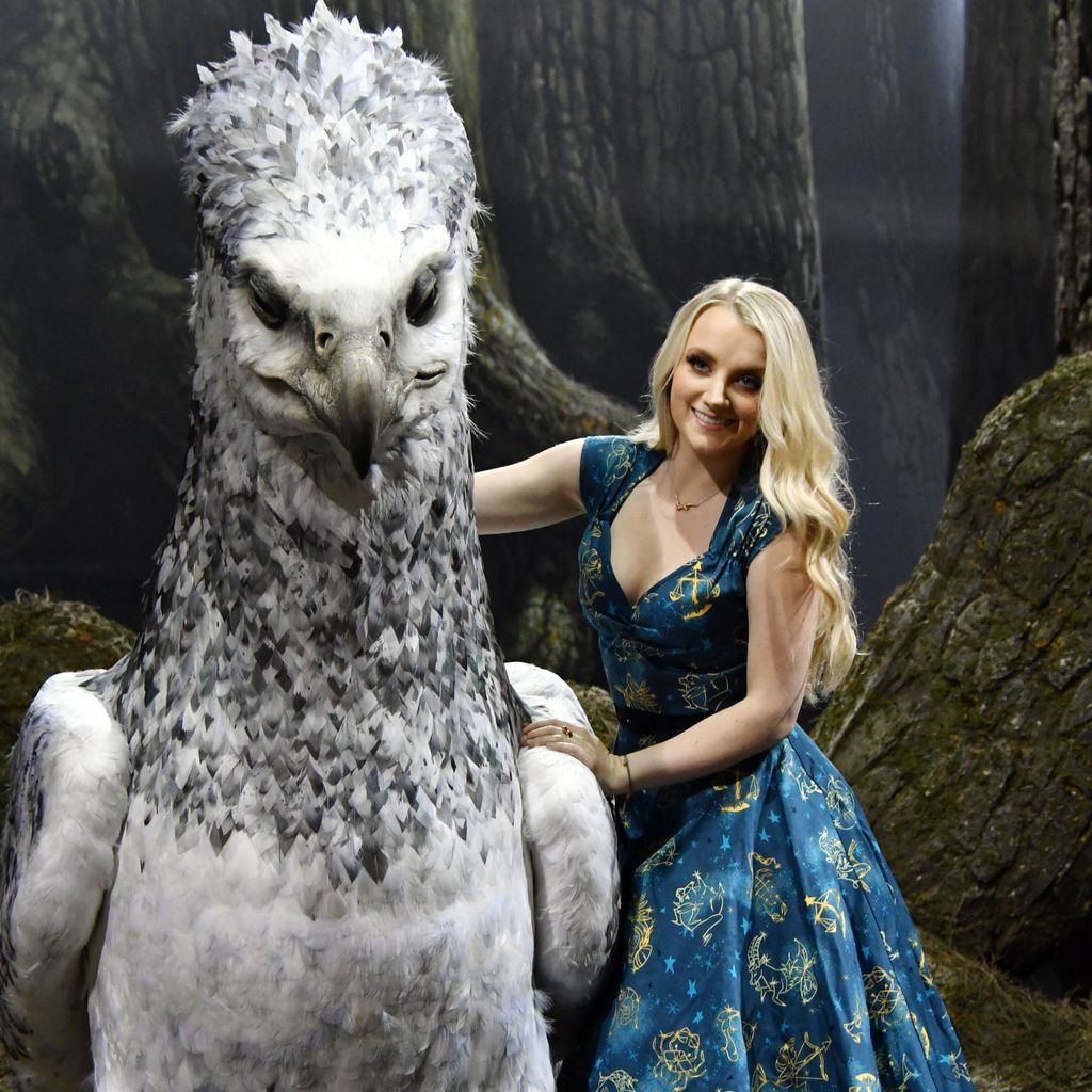 Evanna Lynch bei der Eröffnung des Verbotenen Waldes in der Warner Bros. Studio Tour London