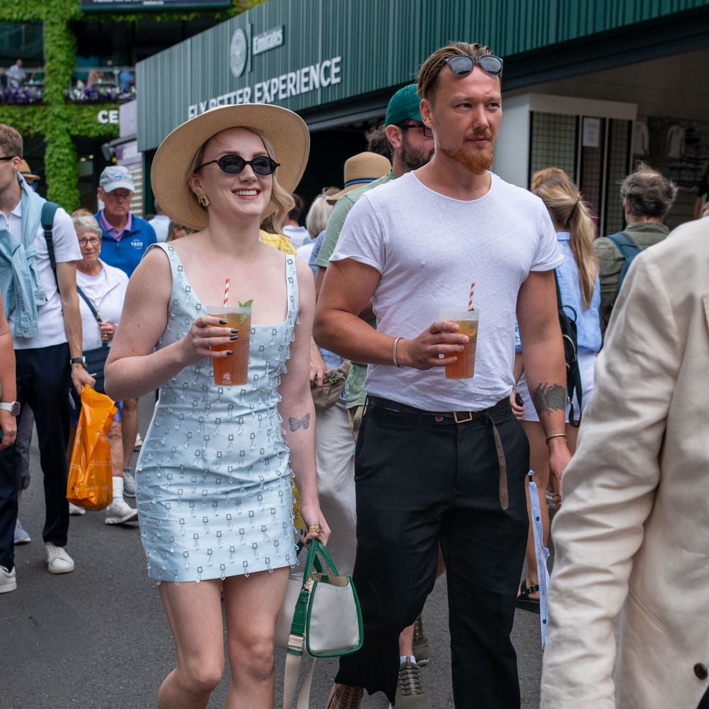 Evanna Lynch und Denis Skinner besuchen Wimbledon im Juli 2026