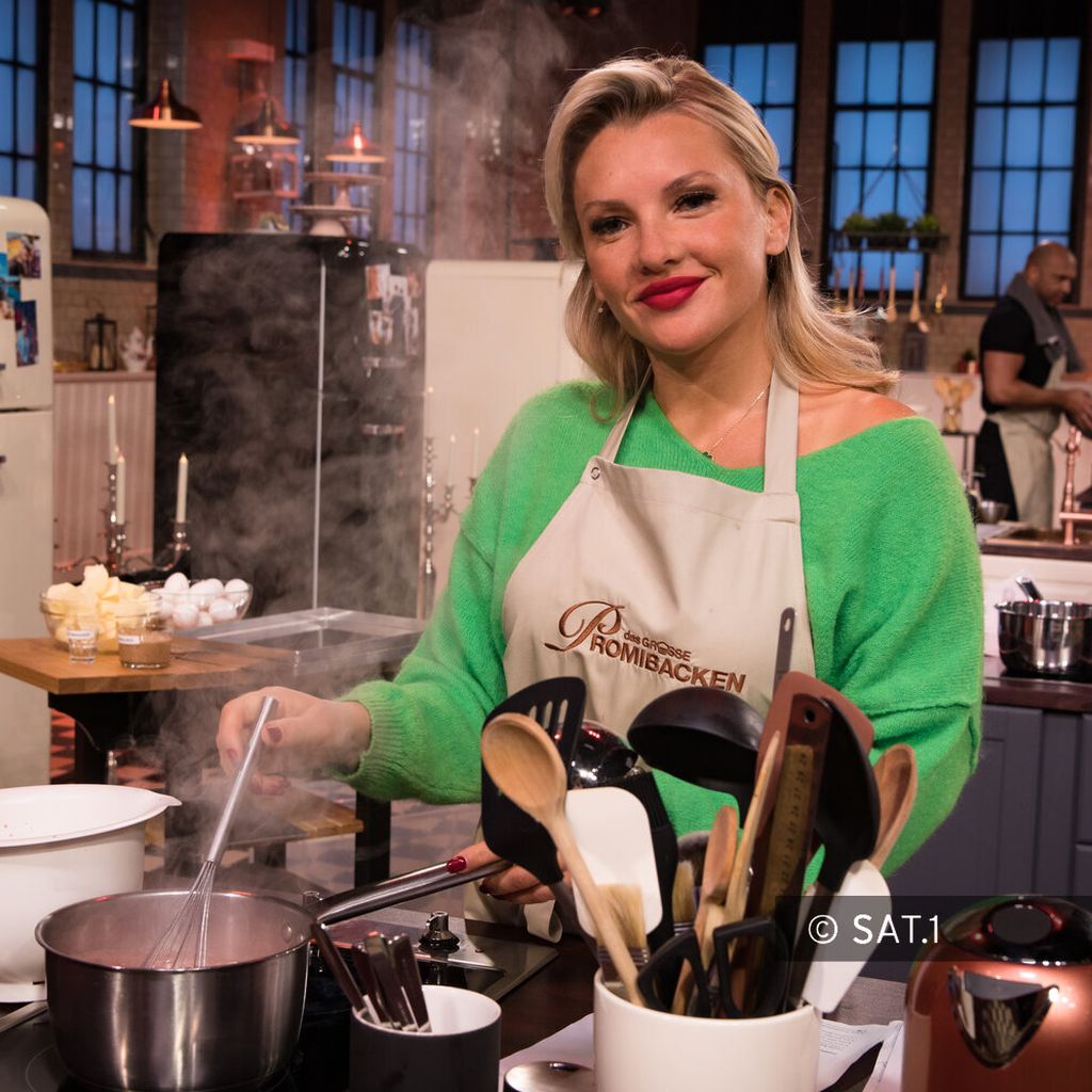 Evelyn Burdecki bei "Das große Promibacken"