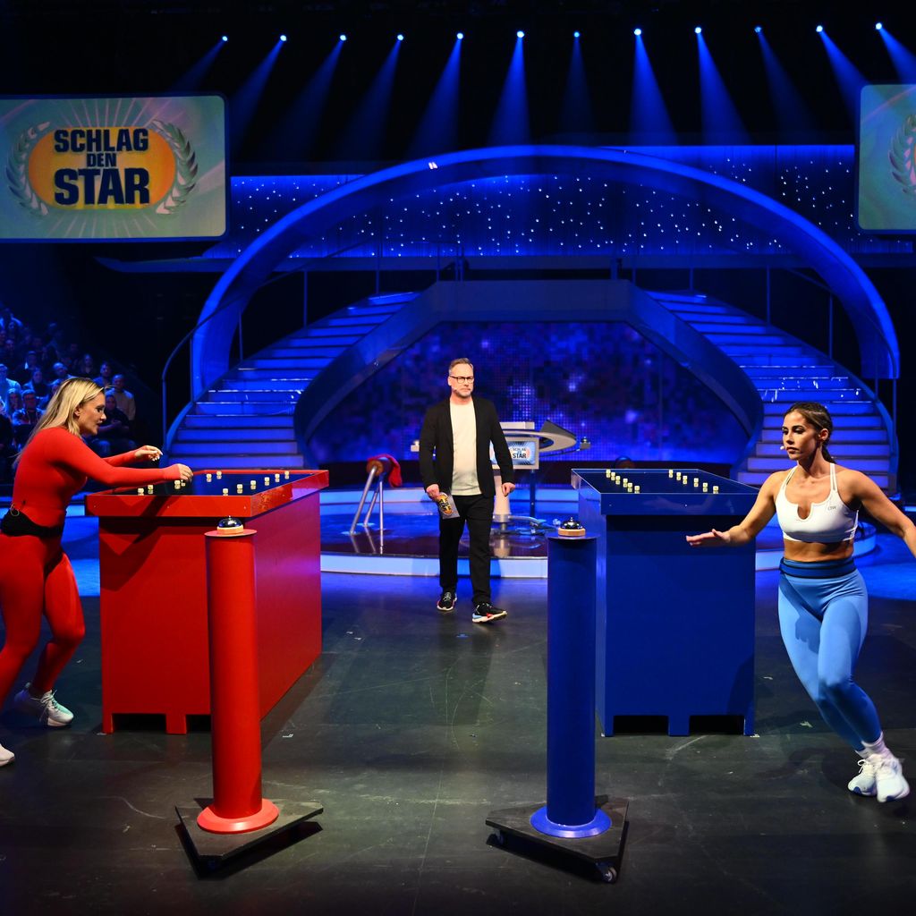 Evelyn Burdecki, Matthias Opdenhövel und Sarah Engels bei "Schlag den Star"