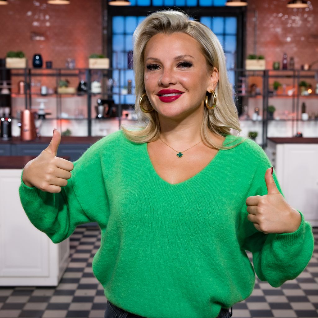Evelyn Burdecki bei "Das große Promibacken"