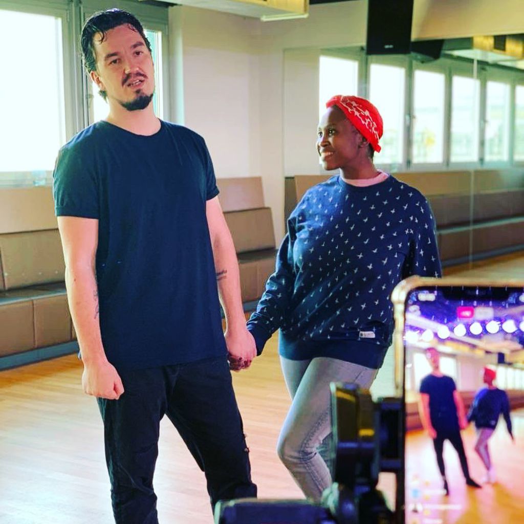 Evgenij Voznyuk und Motsi Mabuse in ihrer Tanzschule im Taunus