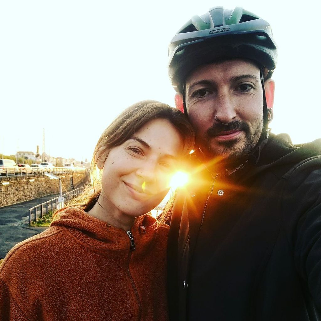 Fabian Kahl, Antiquitätenhändler, mit Freundin Yvonne