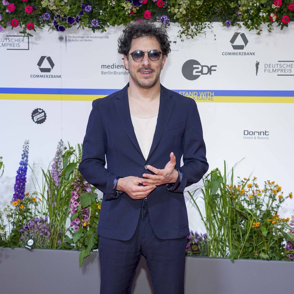 Fahri Yardim bei der Verleihung des Deutschen Filmpreises im Theater am Potsdamer Platz in Berlin am 12.05.2023