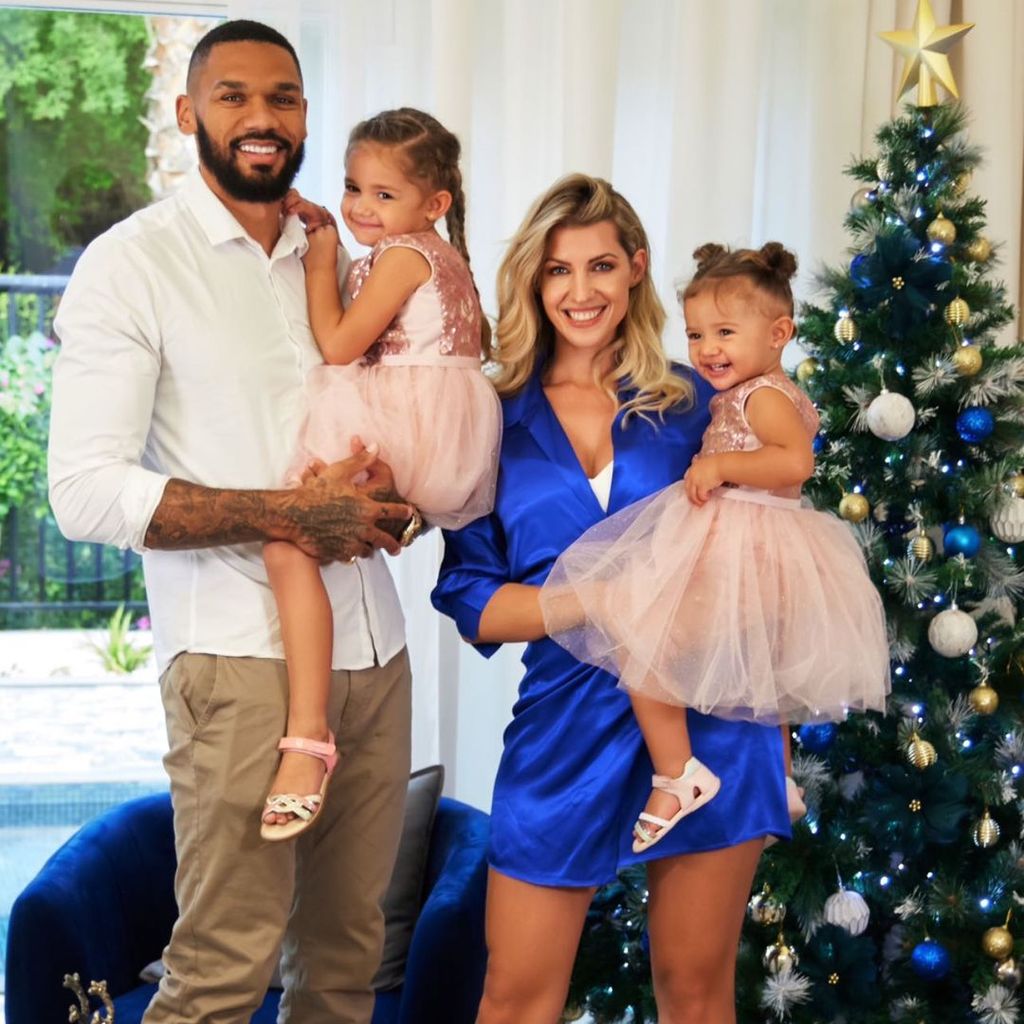 Familie Harrison an Weihnachten 2021