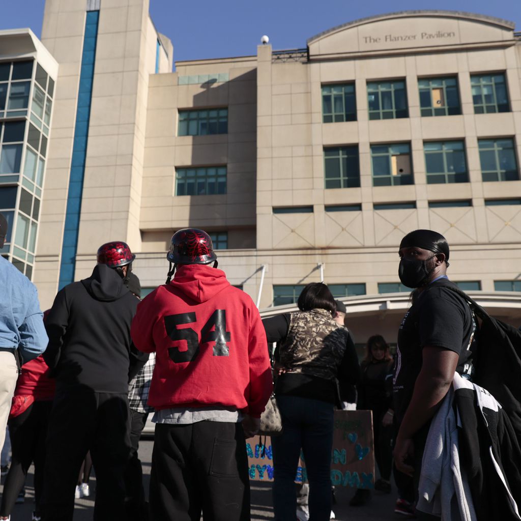 Fans von DMX vor dem New Yorker Krankenhaus