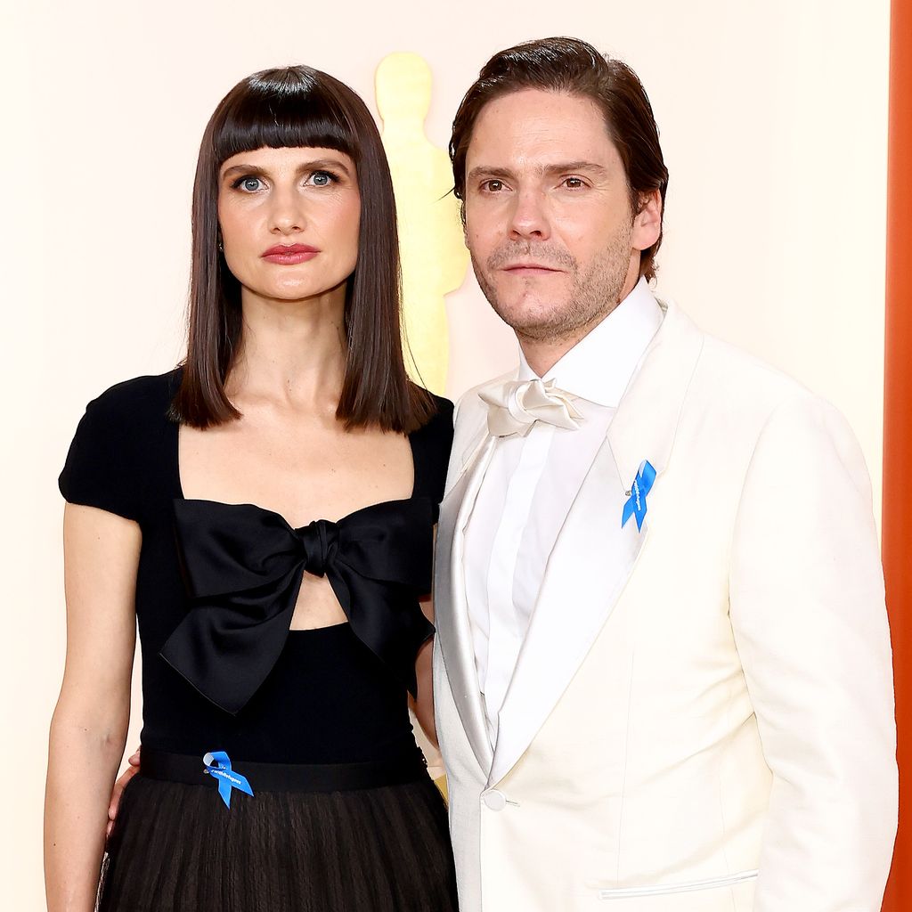 Felicitas Rombold mit Daniel Brühl bei den Oscars 2023