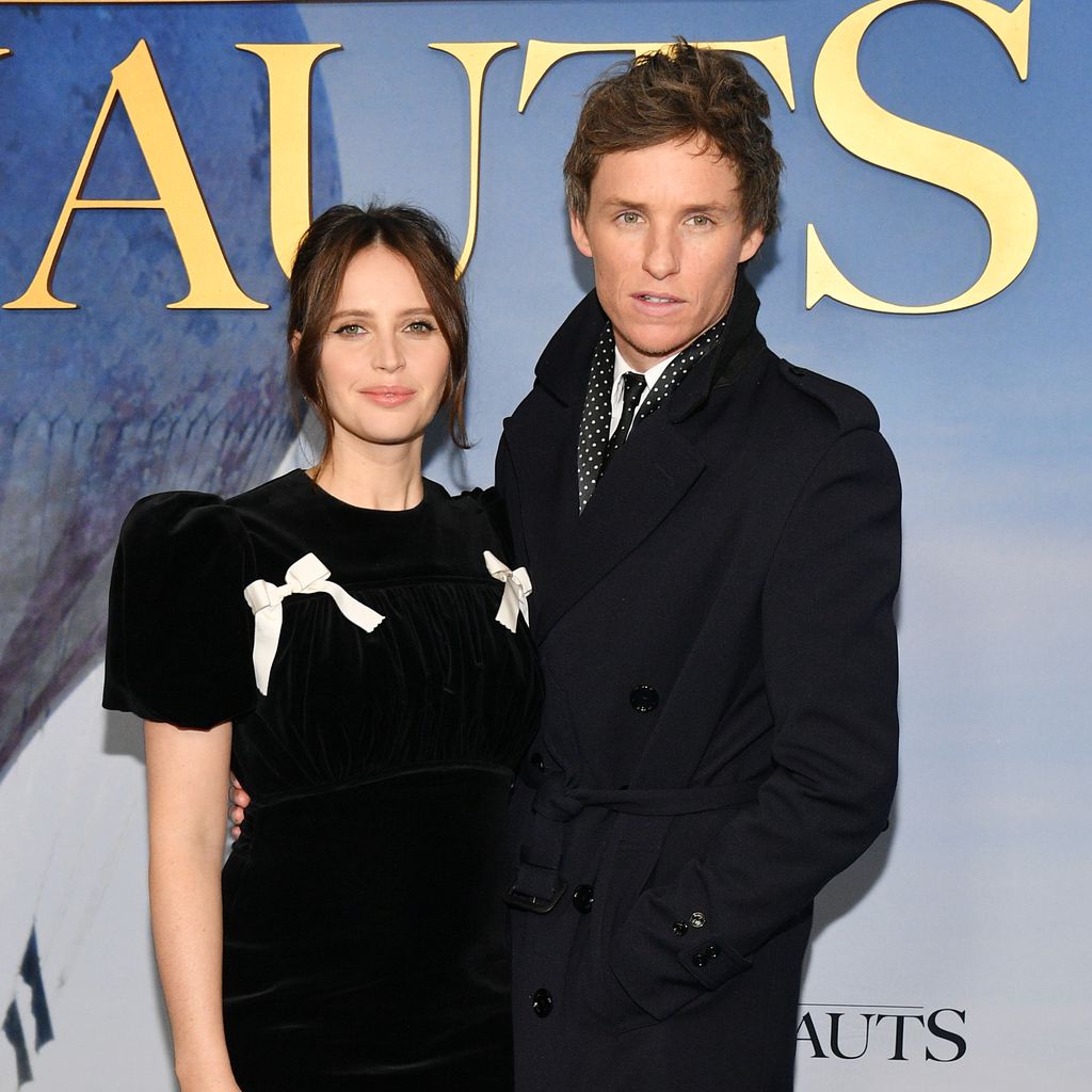 Felicity Jones und Eddie Redmayne
