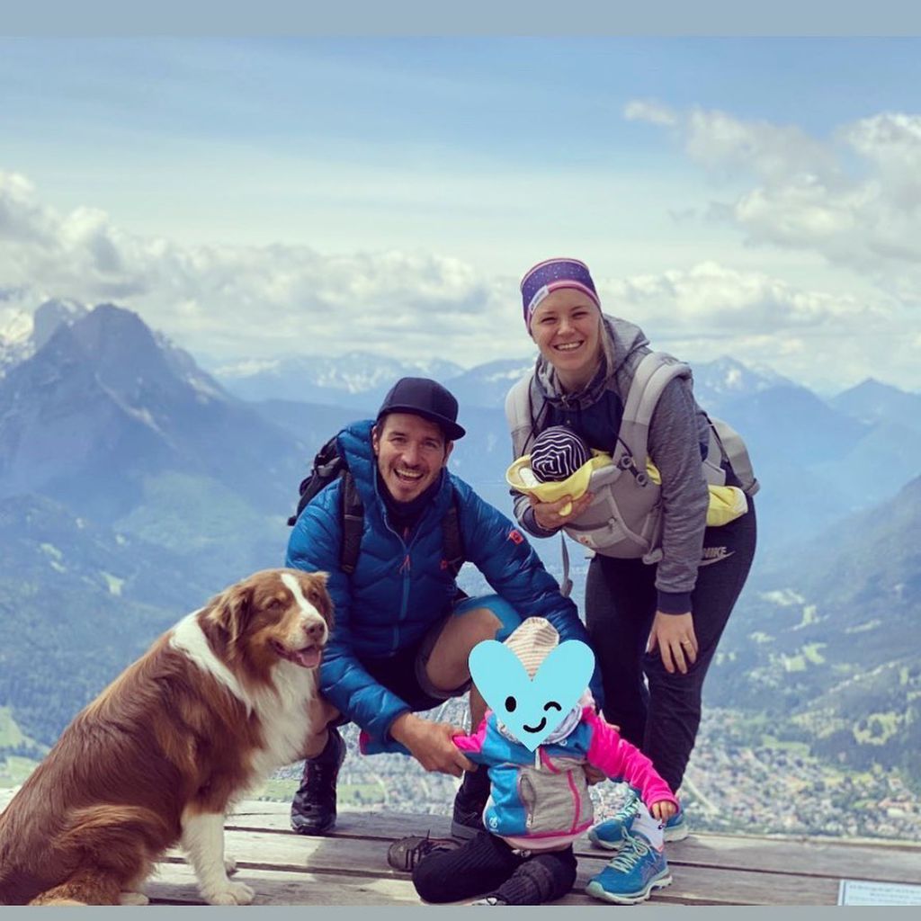 Felix Neureuther mit seiner Familie im Mai 2020