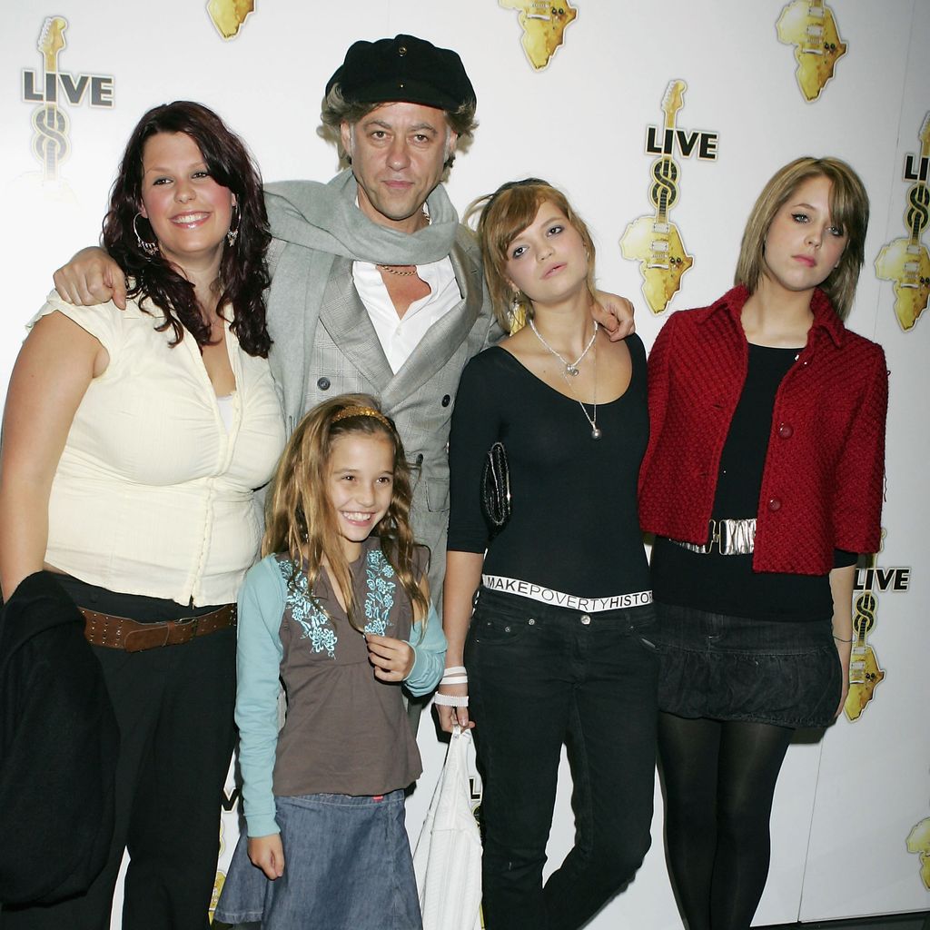 Fifi Geldof mit ihrem Vater Bob Geldof und ihren Schwestern Tiger, Pixie und Peaches im Jahr 2005