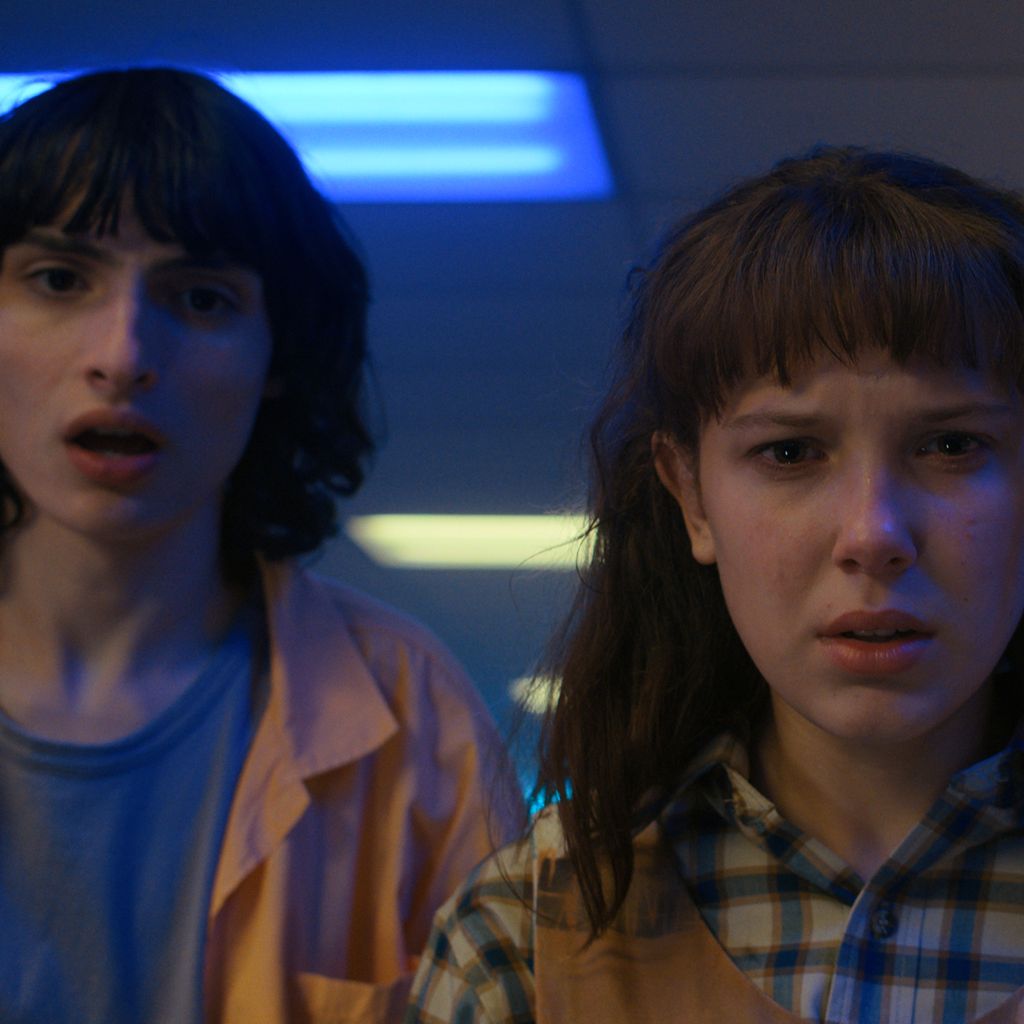 Finn Wolfhard, Millie Bobby Brown und Noah Schnapp in "Stranger Things 4"