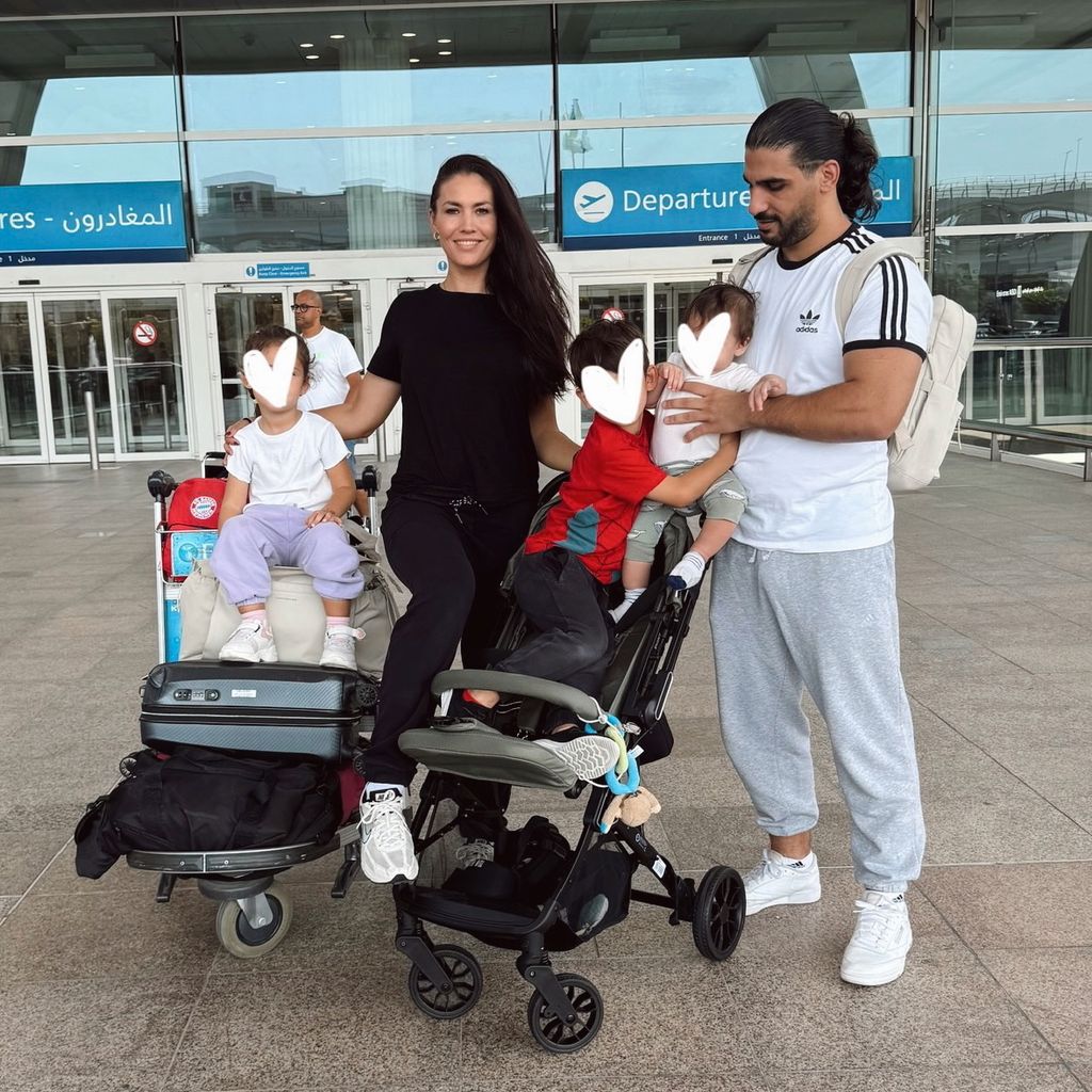 Fiona Erdmann mit ihrer Familie, Oktober 2025