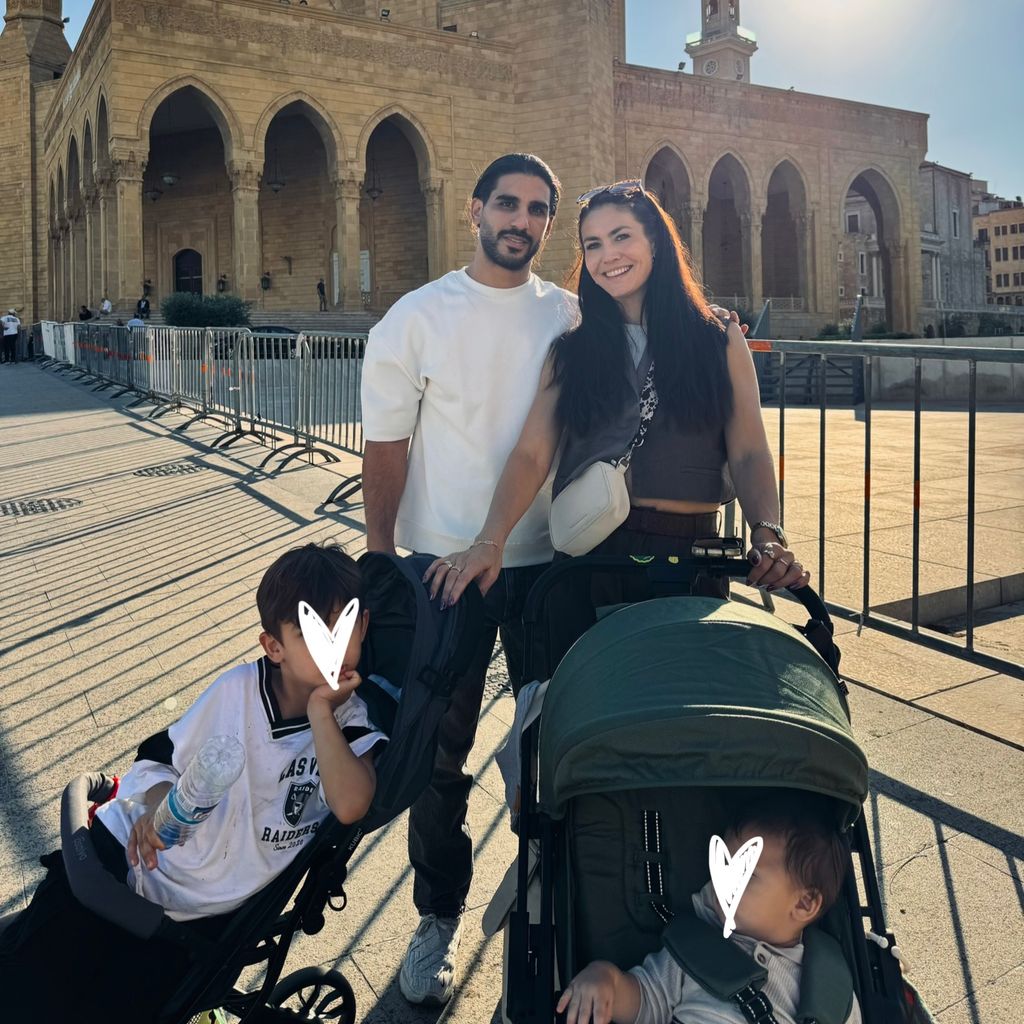 Fiona Erdmann mit ihrer Familie im Libanon, Oktober 2025