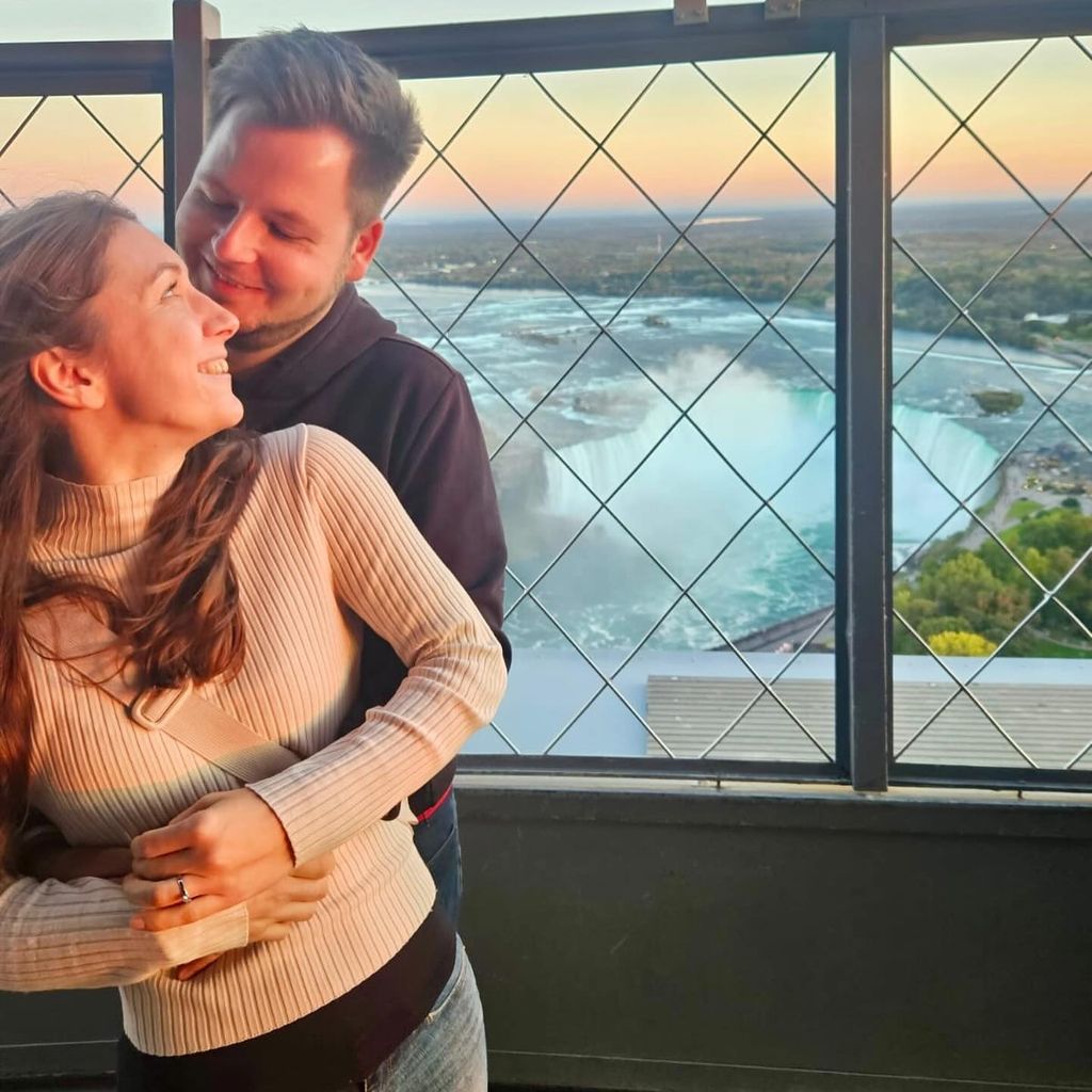 Sara und Felix von "First Dates", Niagarafälle kanadische Seite, Oktober 2024