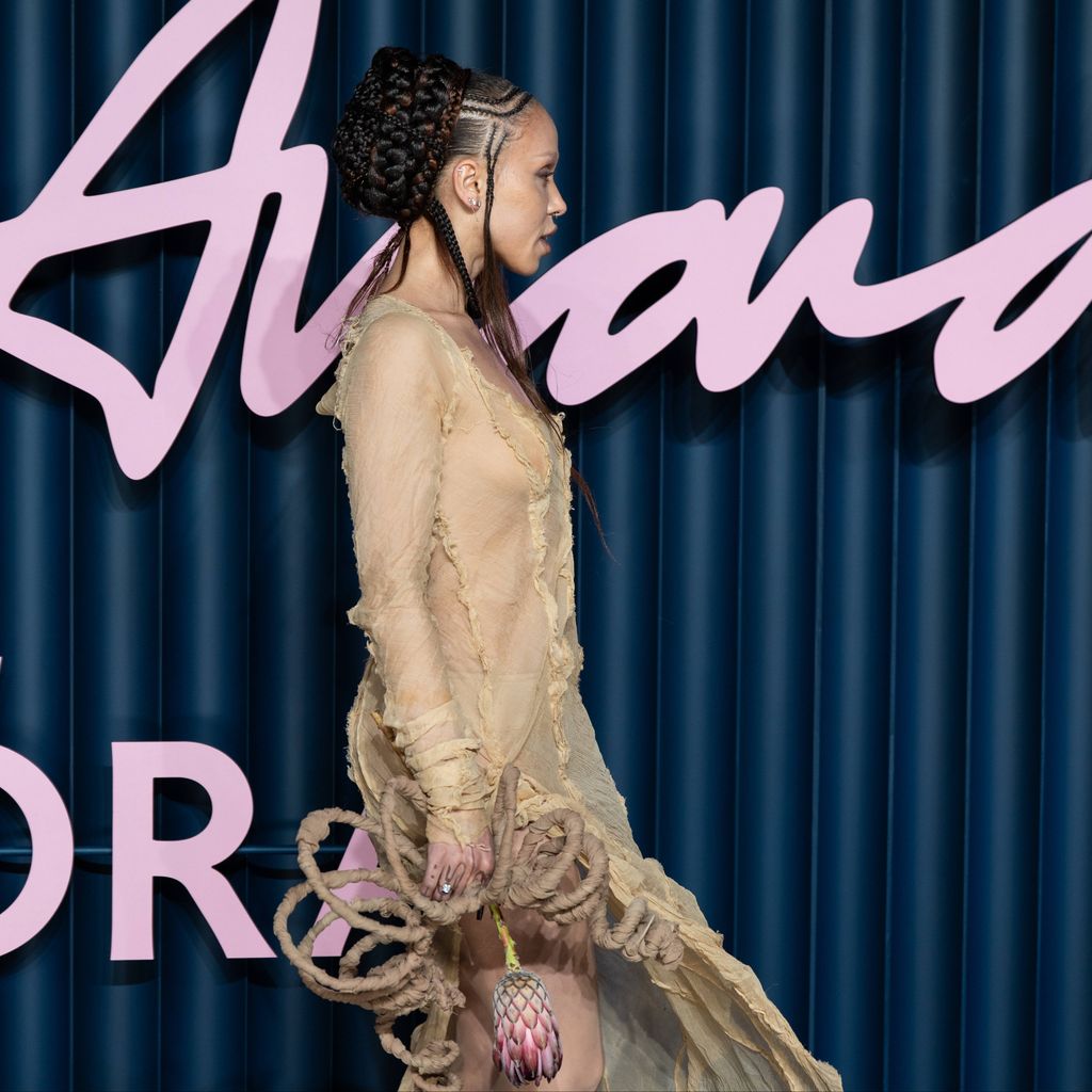 FKA Twigs bei den Fashion Awards 2025 in der Royal Albert Hall in London