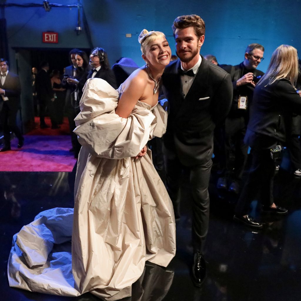 Florence Pugh und Andrew Garfield backstage bei den Oscars