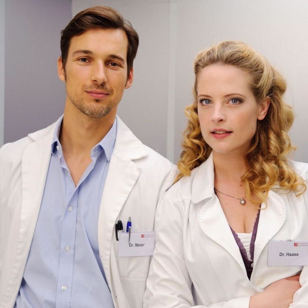 Dr. Marc Meier (Florian David Fitz) und Gretchen Haase (Diana Amft) aus "Doctor's Diary"
