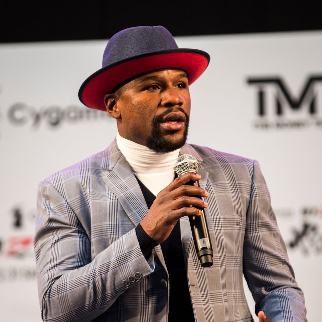 Floyd Mayweather Jr., Profiboxer
