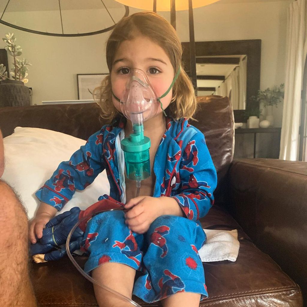 Forrest Decker, Sohn von Jessie James Decker