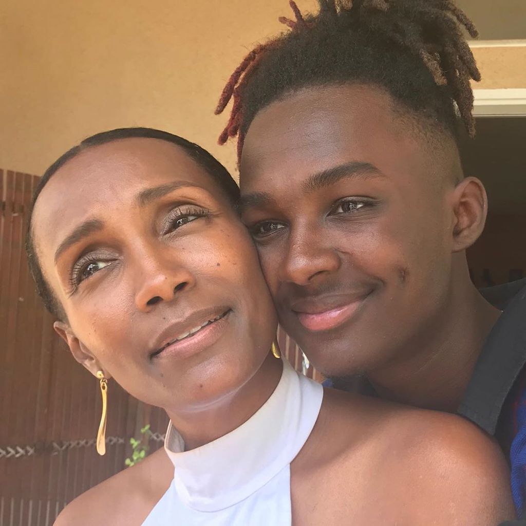 Frank Oceans Mutter Katonya Breaux mit ihrem Sohn Ryan