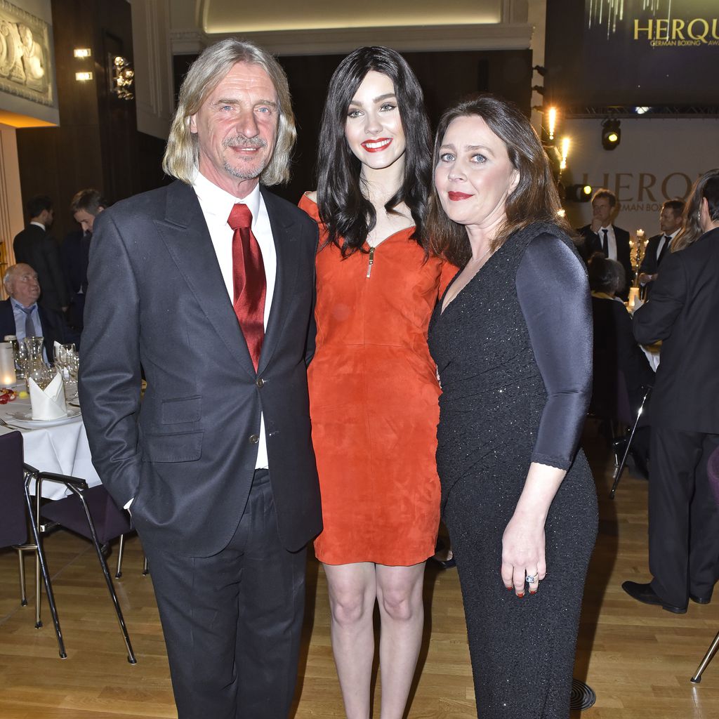 Frank Otto, Nathalie und Viktoria Volk in Hamburg