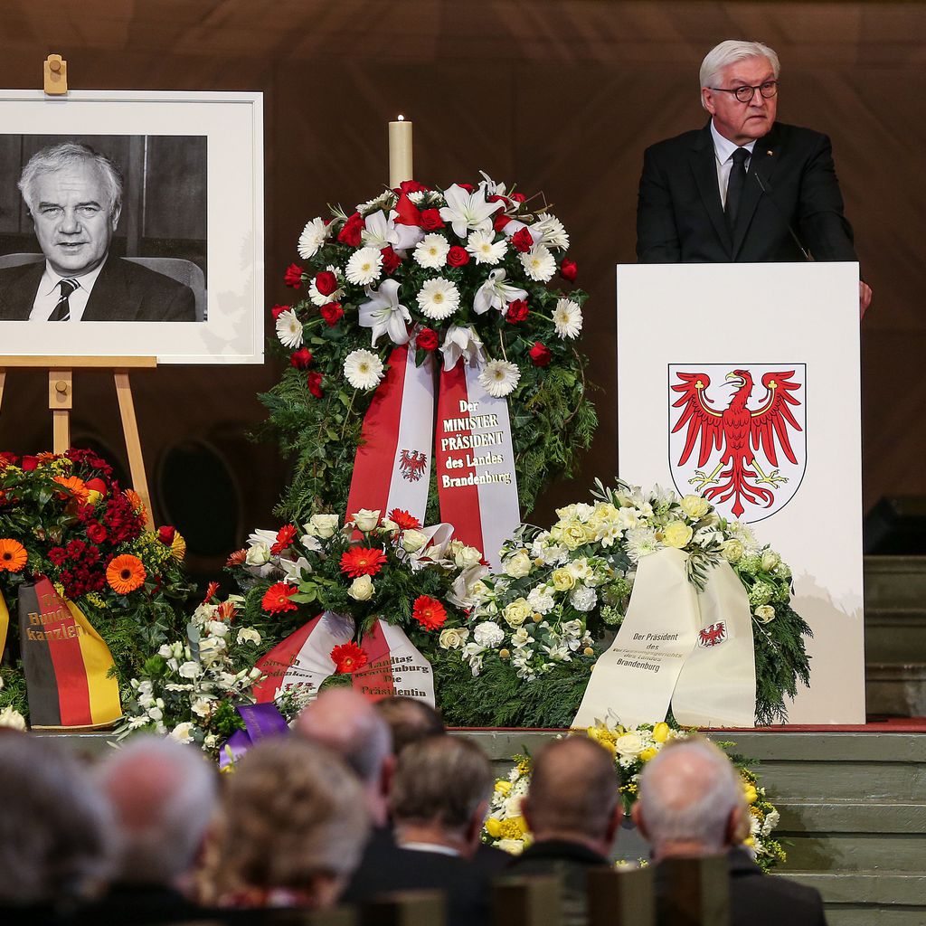 Frank-Walter Steinmeier hält eine Rede bei der Andacht für Manfred Stolpe