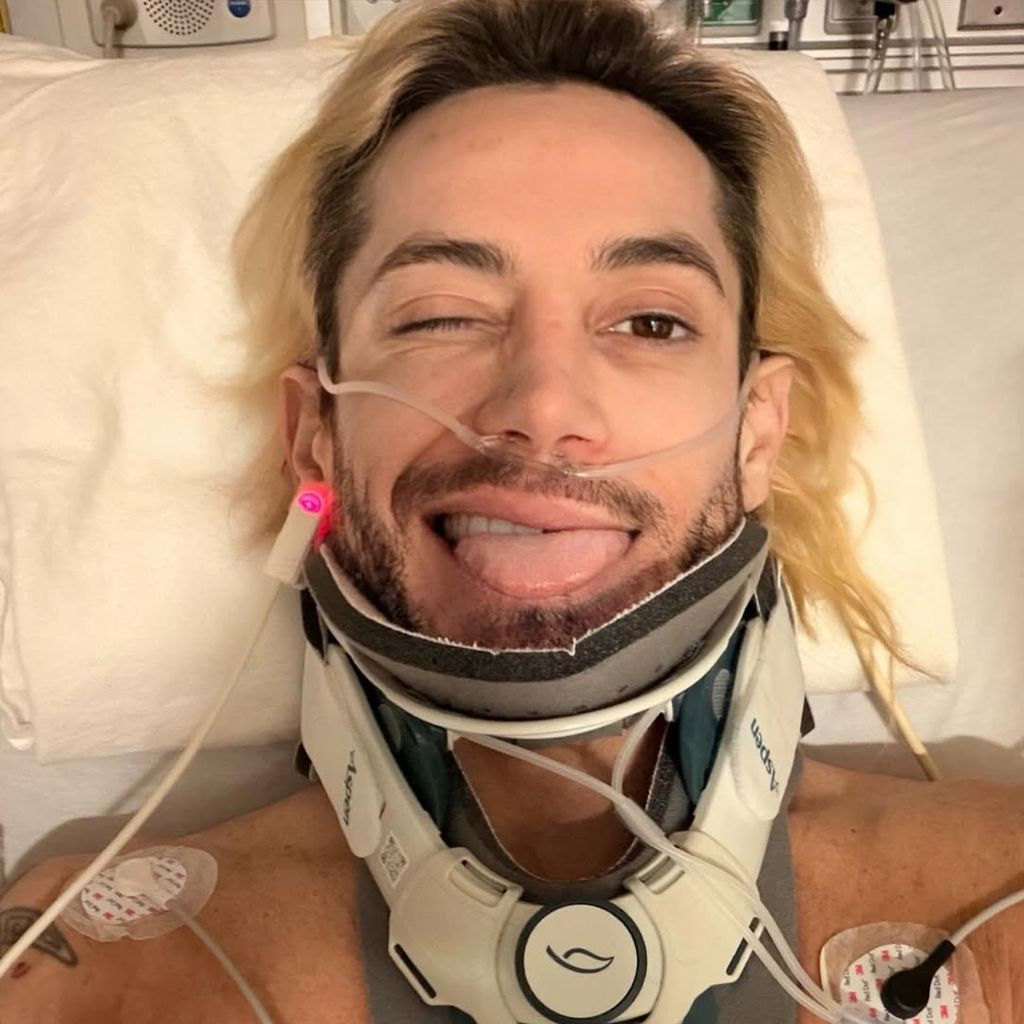 TV-Star Frankie Grande postet Gesundheits-Update nach Halswirbelsäulen-OP, Dezember 2025.