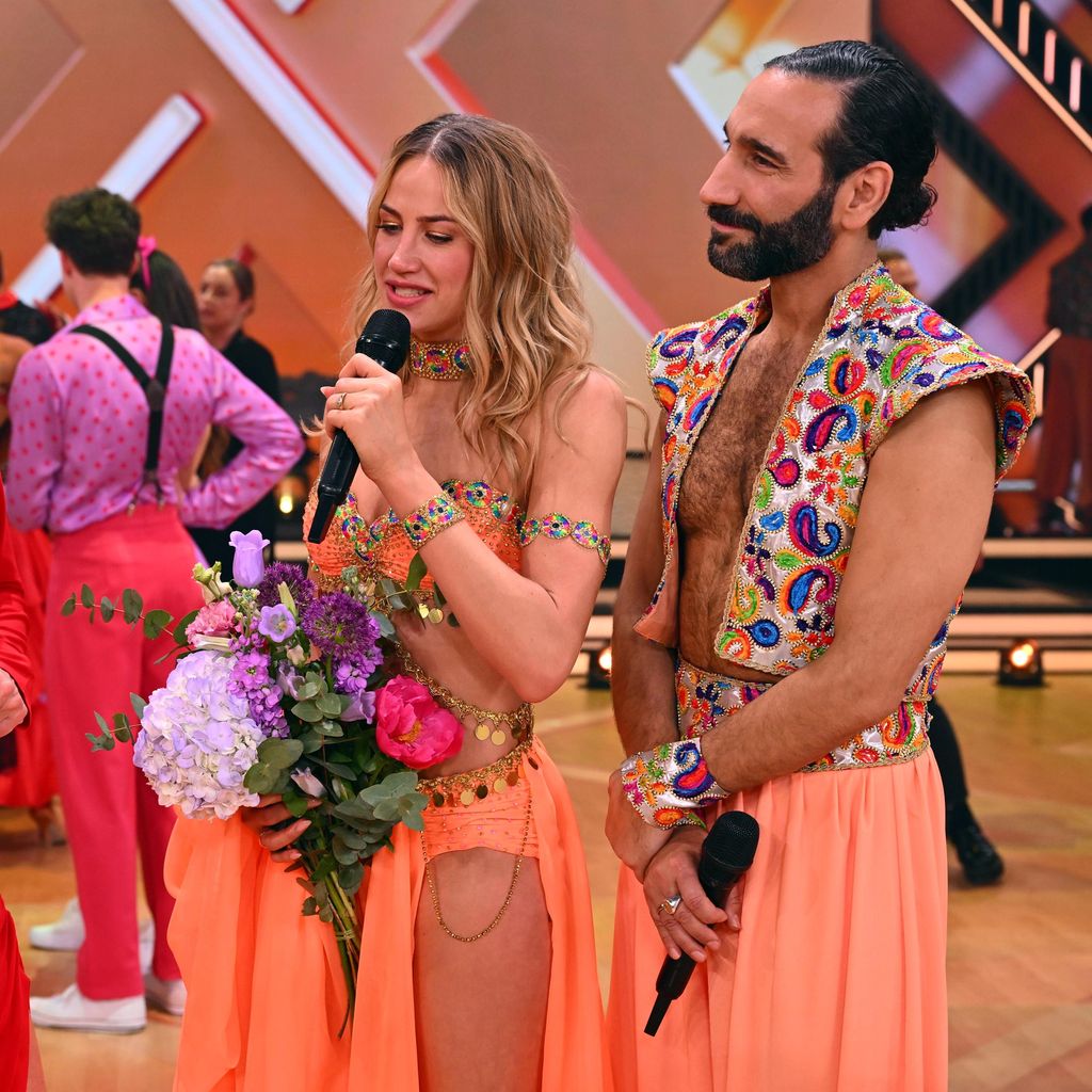 Frauke Ludowig, Lulu Lewe und Massimo Sinató bei "Let's Dance"