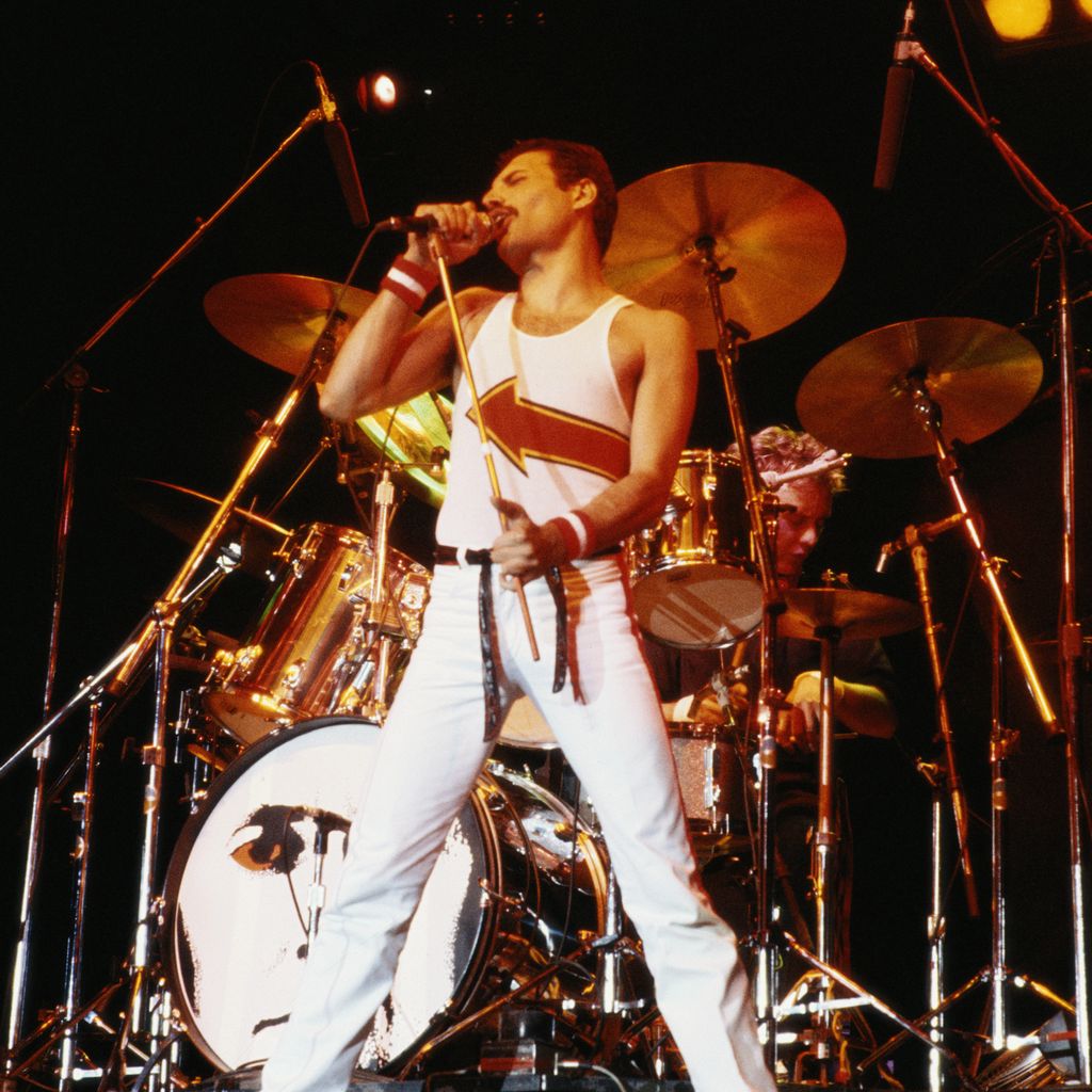 Freddie Mercury, 1982