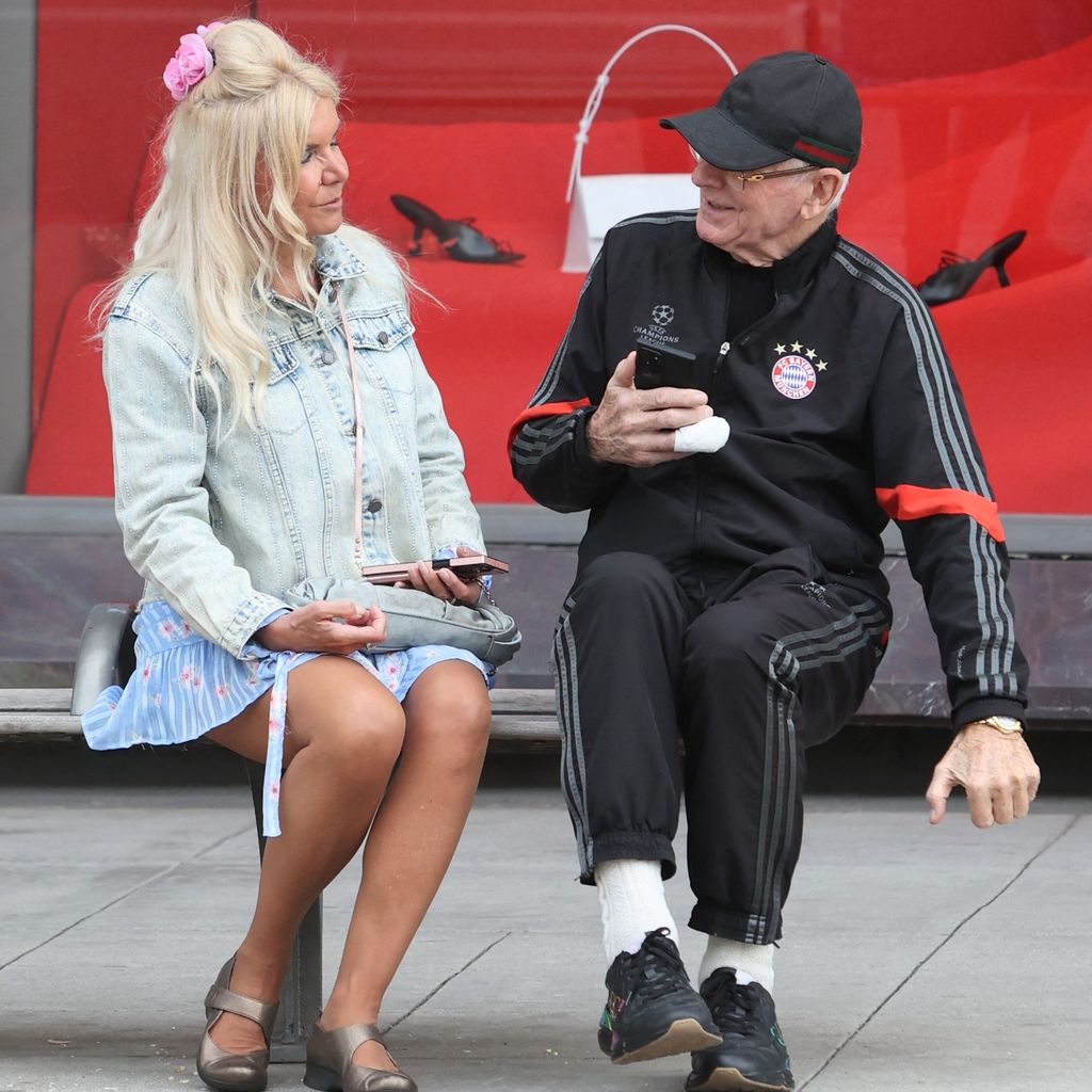 Frédéric von Anhalt (r.) und eine Unbekannte