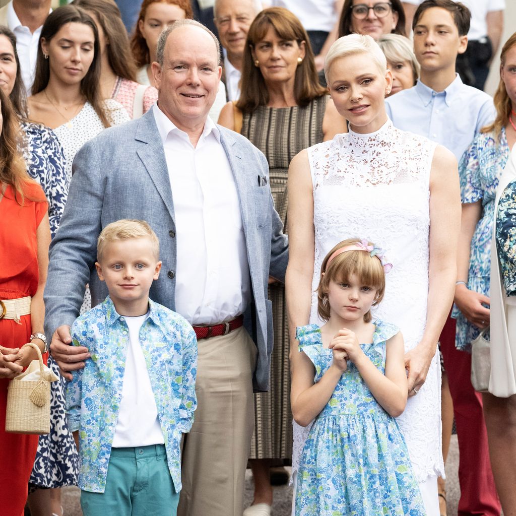 Fürst Albert von Monaco und Fürstin Charlène mit ihren Zwillinge Jacques und Gabriella