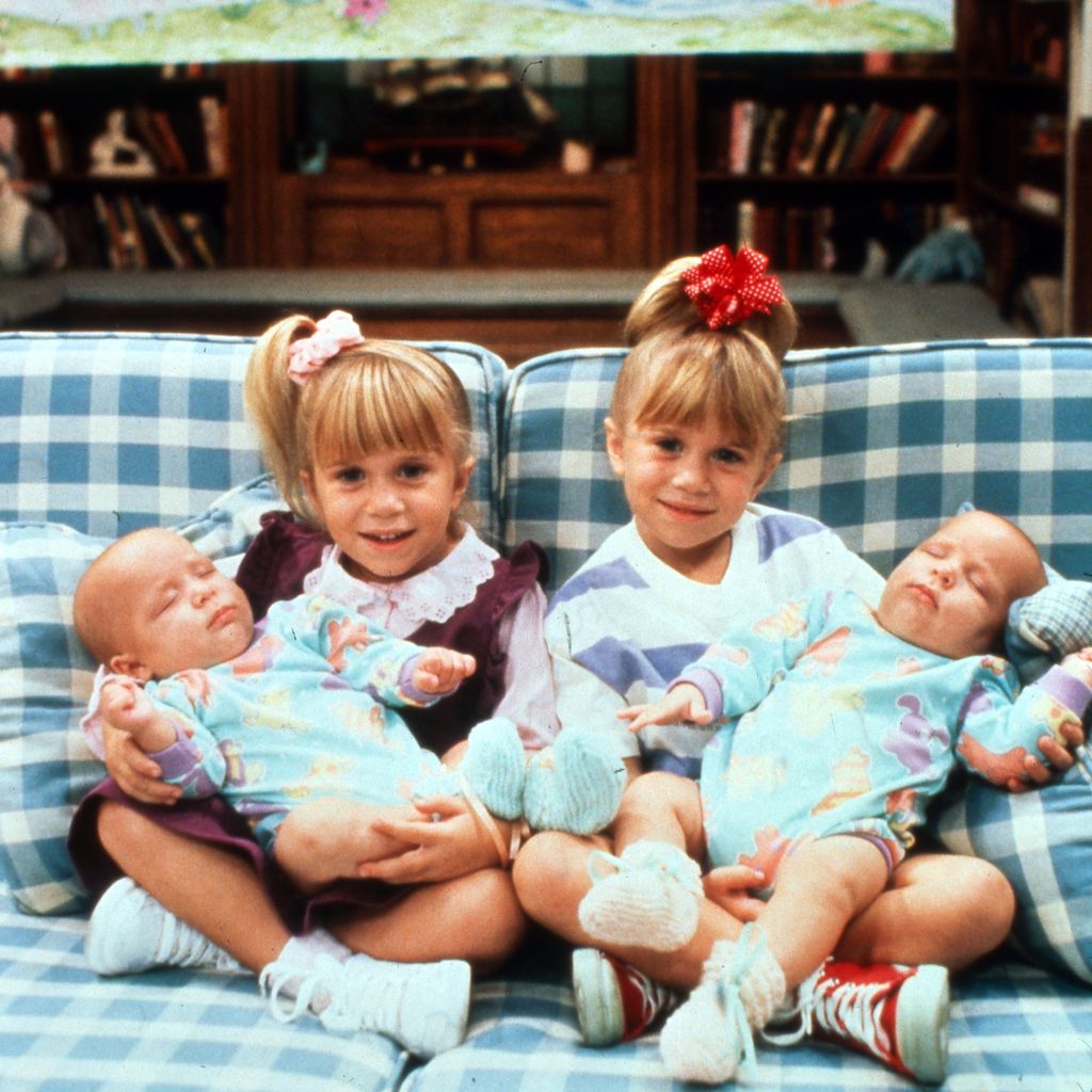 "Full House"-Zwillinge Mary-Kate und Ashley Olsen mit Blake und Dylan Tuomy Wilhoit