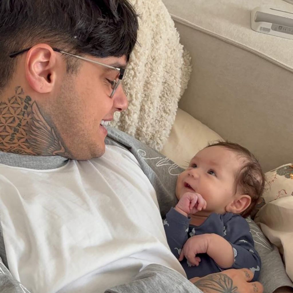 Realitystar Furkan Akkaya mit seinem Sohn Xavi